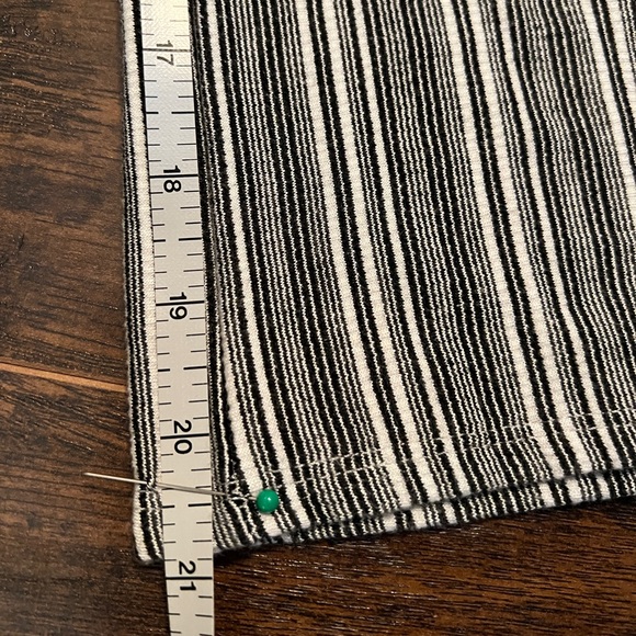 Eyeshadow black and white striped Romper size Large - Picture 5 of 13